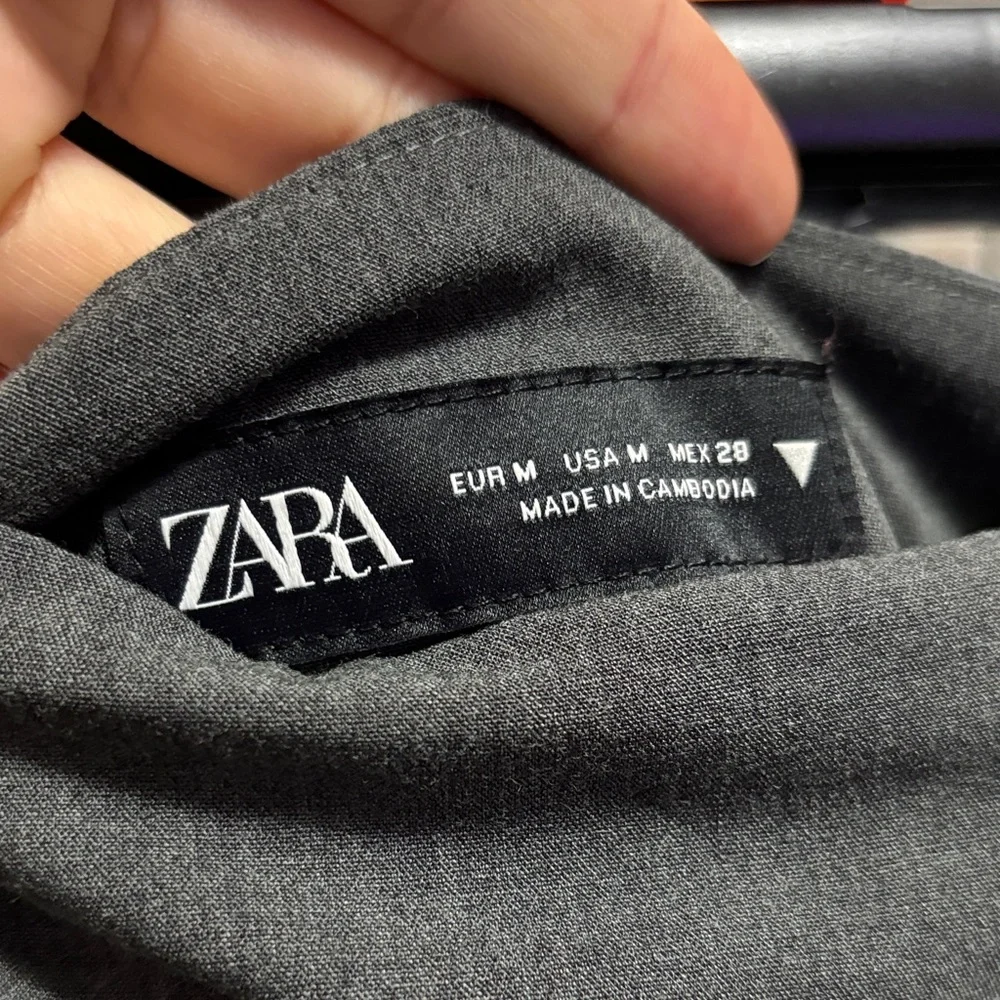 Zara Dark Gray Mini Skirt - Picture 3 of 6